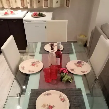 Corfu Town Family Apartman *